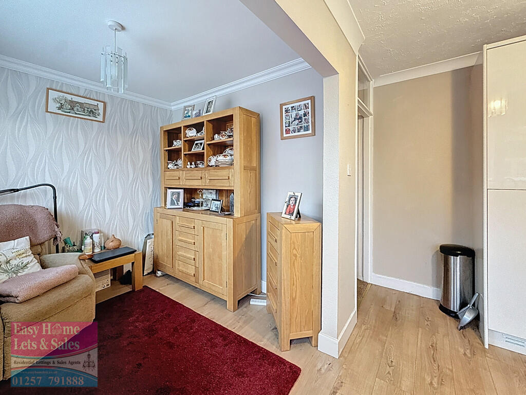 Kitchen/Dining Ro...