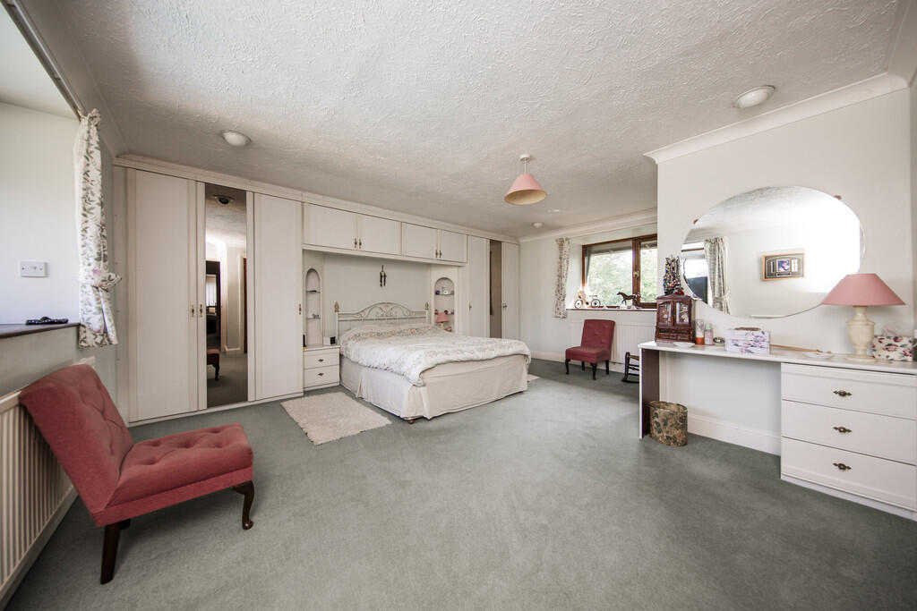 Bedroom 1 - A
