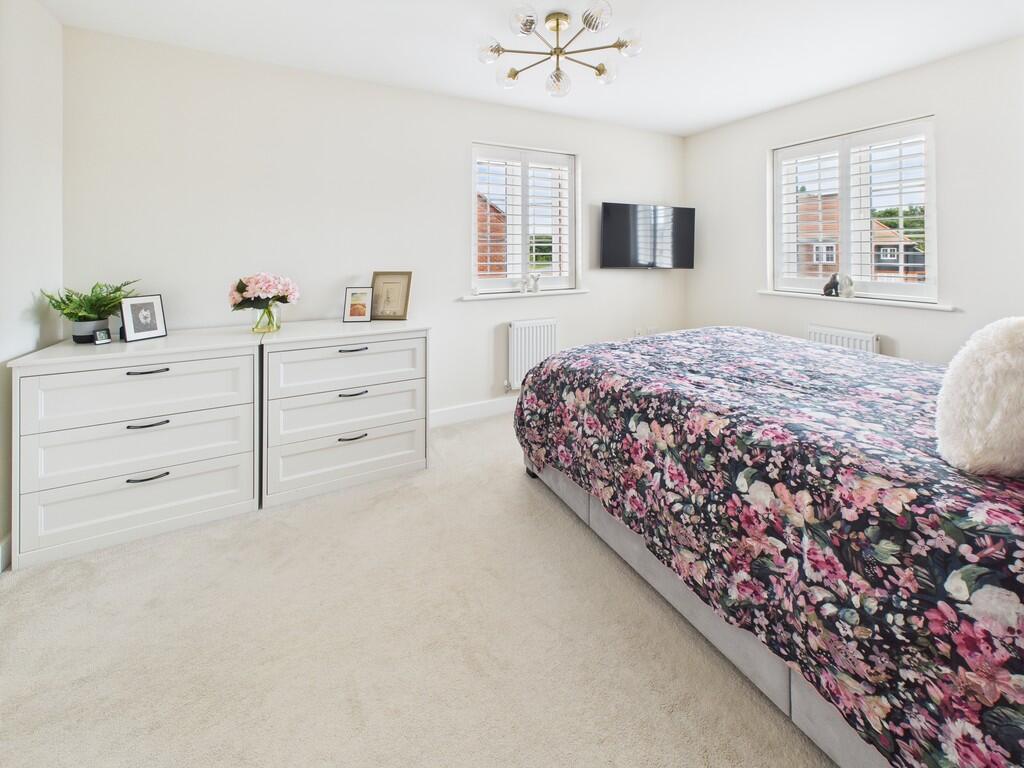 CAM05068G0-PR0038...