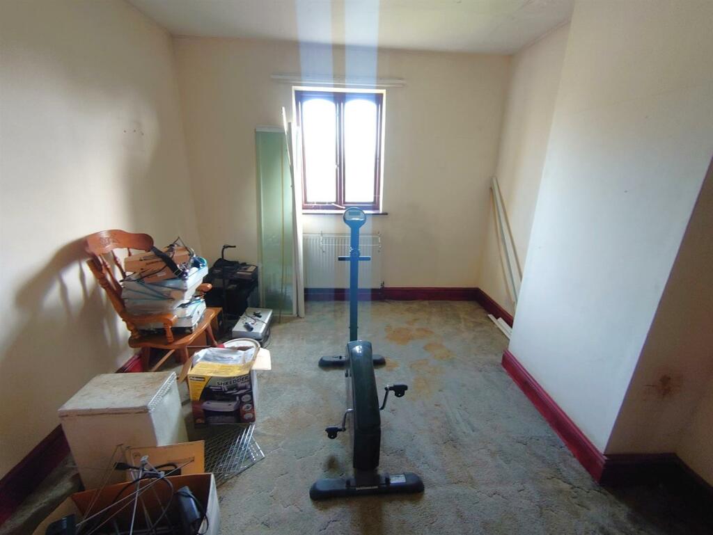 Bedroom 3.JPG