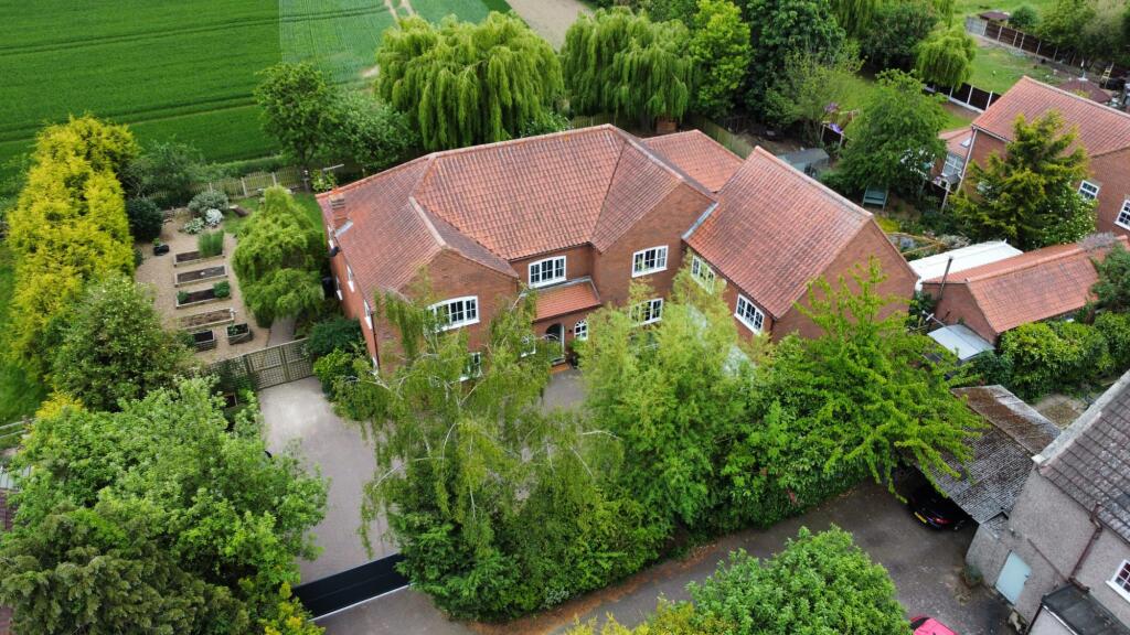 C7ceeeaf-33bd-4732-a3b6-de4b09baa7b5