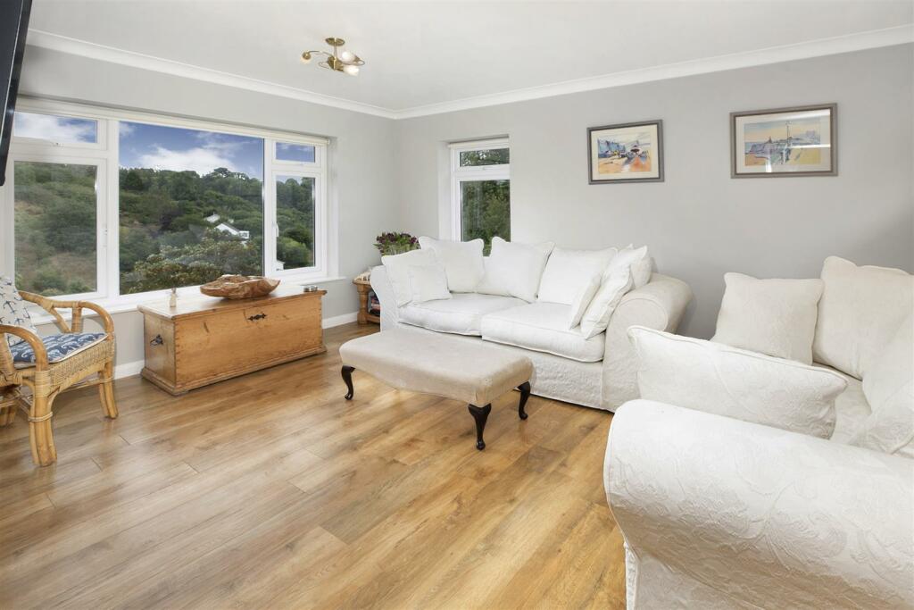 ChestnutHill new Lounge.jpg