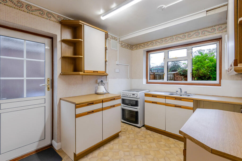 Kitchen 1