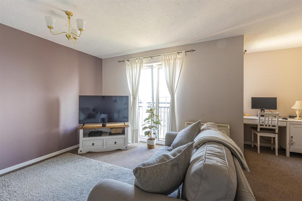 Campbell Drive 112-13.jpg