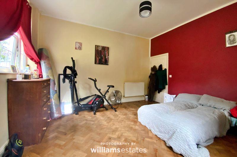 Flat 1 Bedroom
