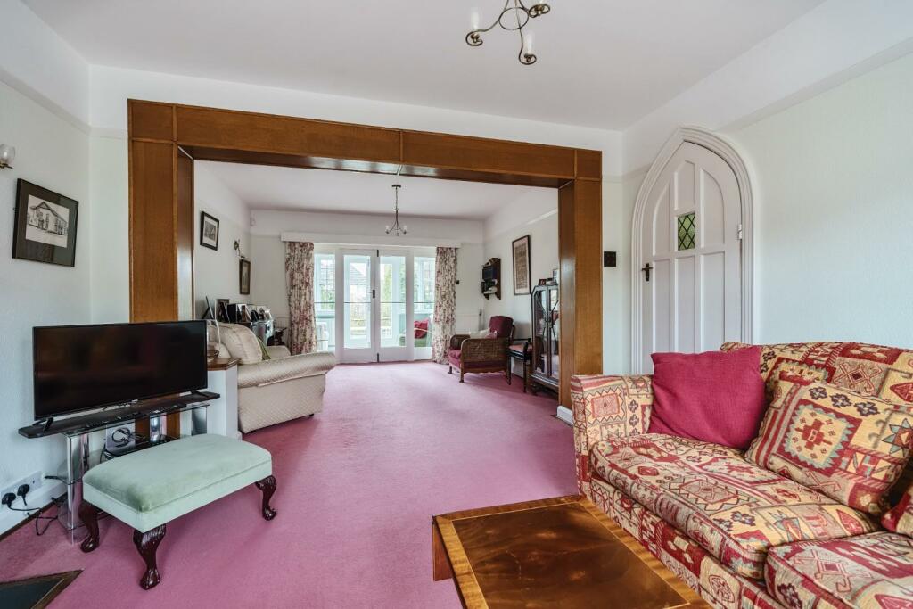 Sitting Room.jpg