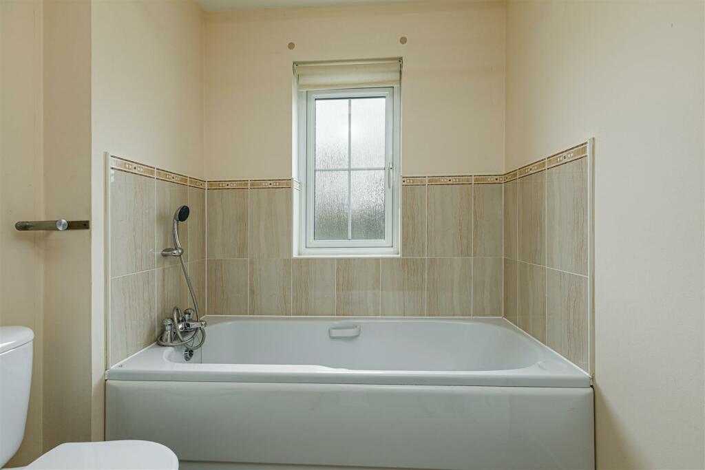 1 Weavers Linn Tweedbank 32.JPG