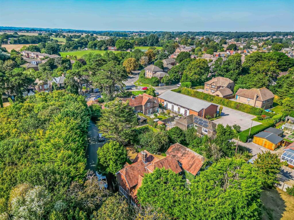 14 New Brighton Road-Aerials-Small-PorticoMarketin