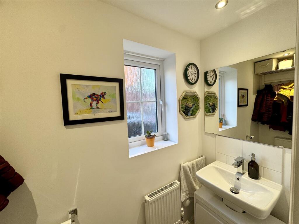 CLOAKROOM/WC