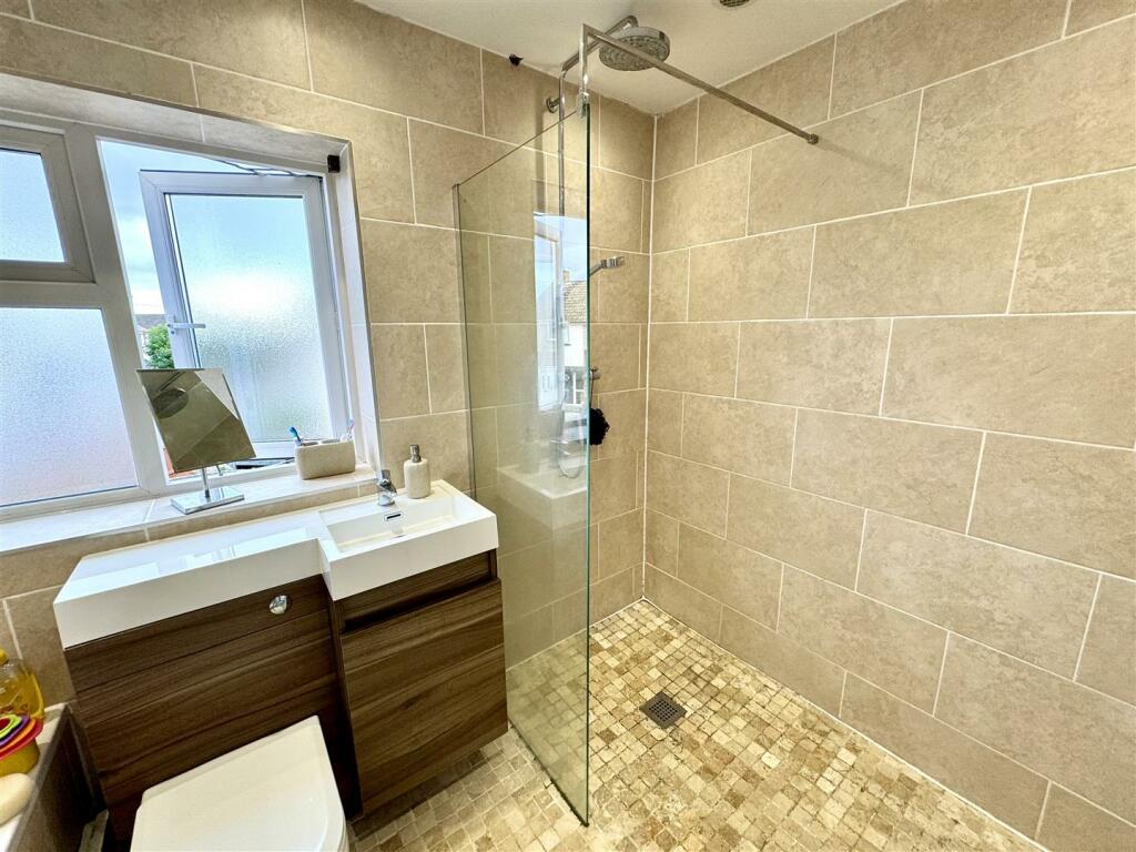WET ROOM