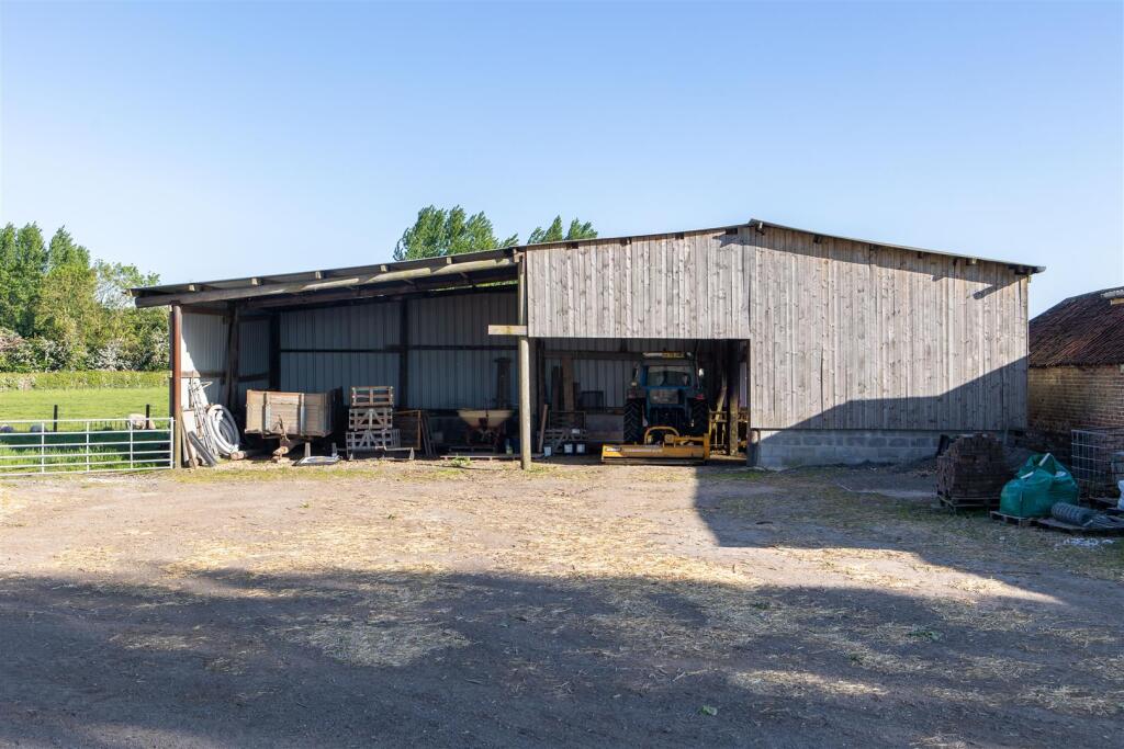 OPEN FRONTED GENERAL PURPOSE STORE