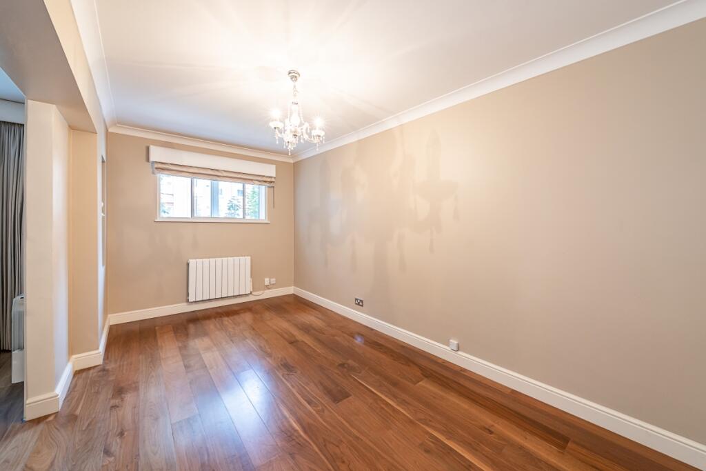 1-2-Bristol-House...