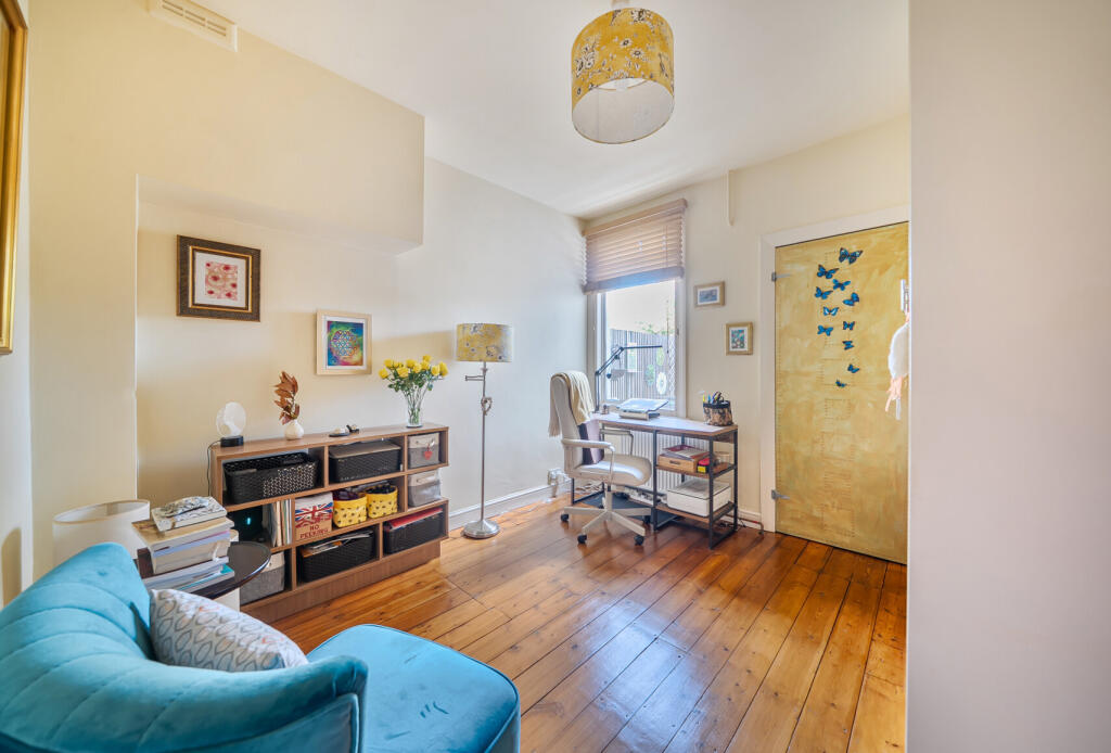 1387044-13-693983...