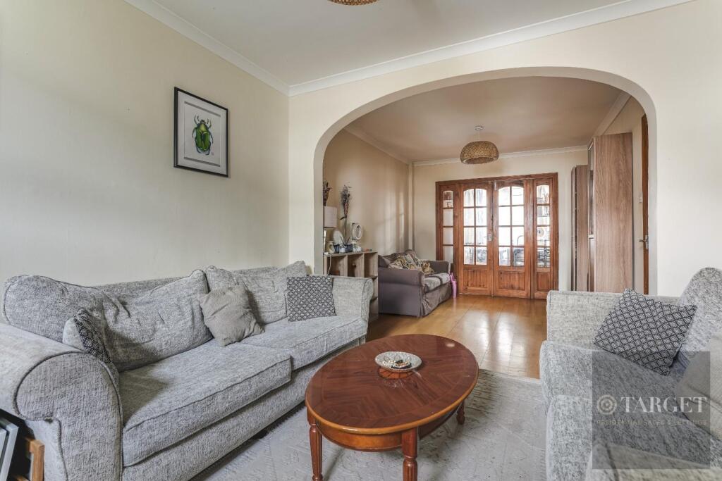 7 Lathkill Close WM-9.jpg