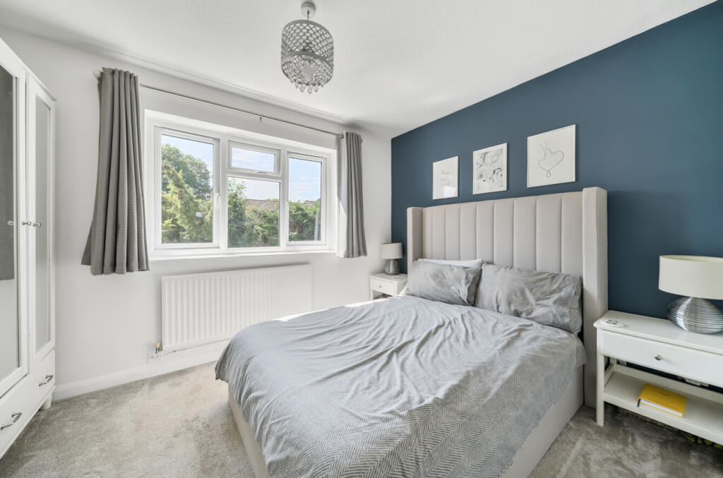 1317097-8-6863c2b...