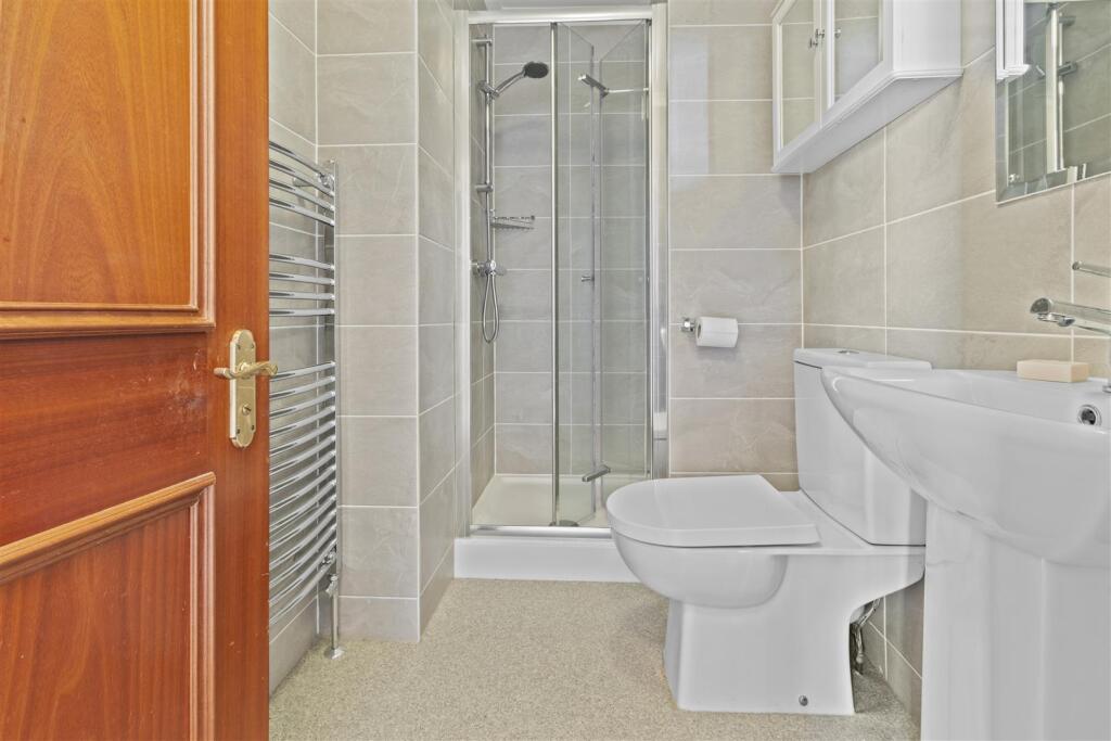 shower room #2.jpg