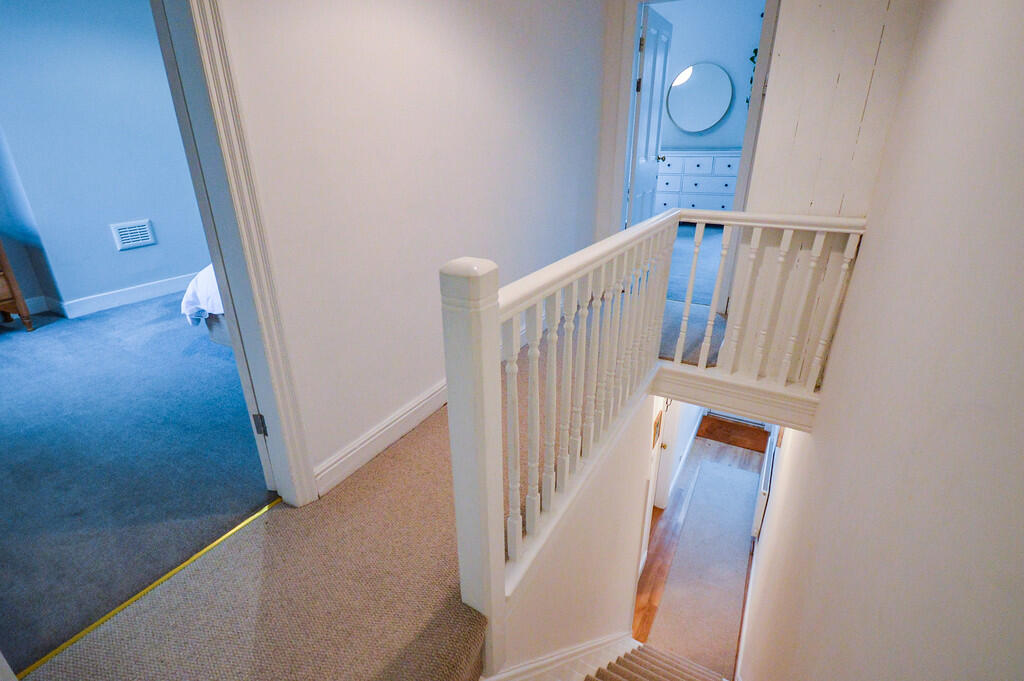 First Floor Landi...