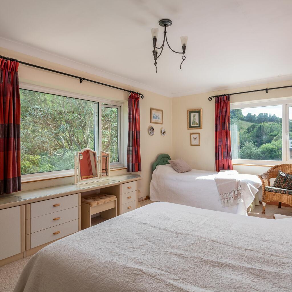 Bedroom 2_Brambles, Weeke Hill, Dartmouth