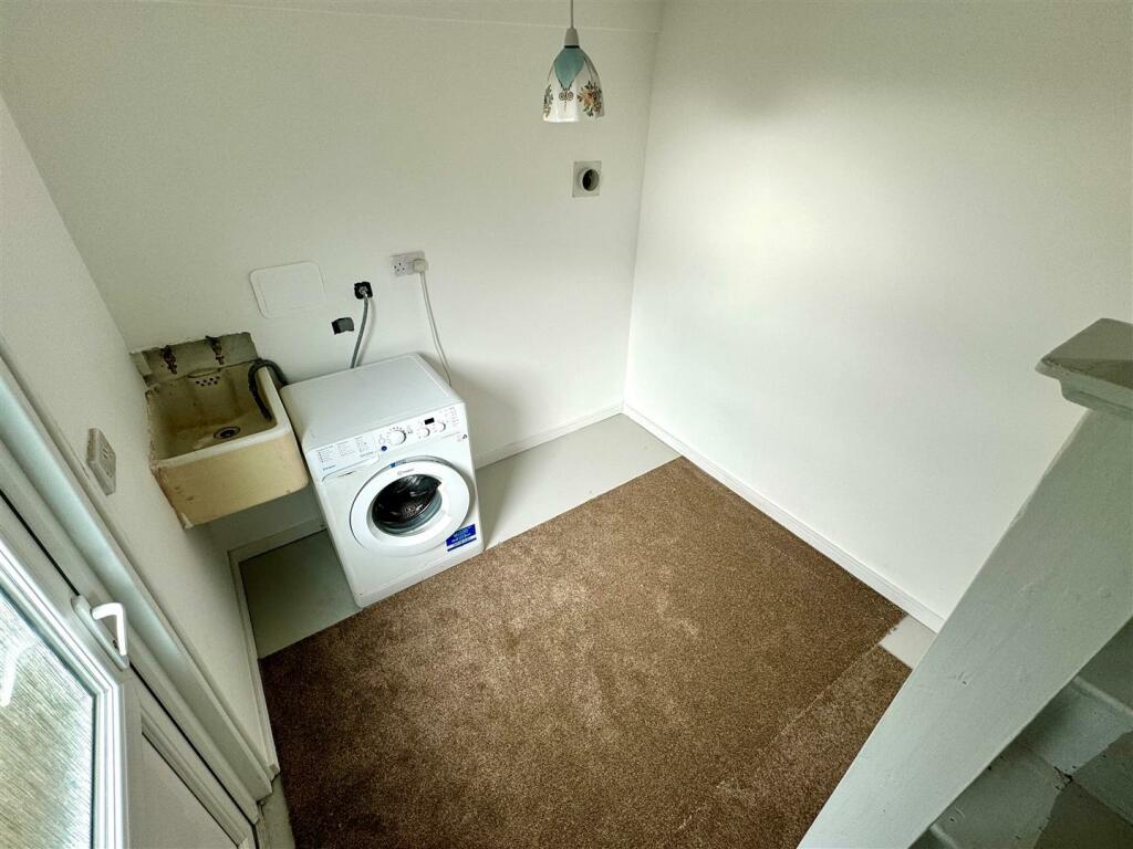 12 Trenance Avenue Utility Room