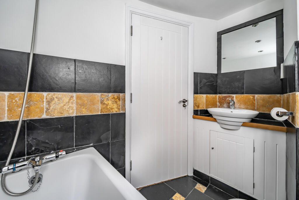 1350442-17-68c2eb...