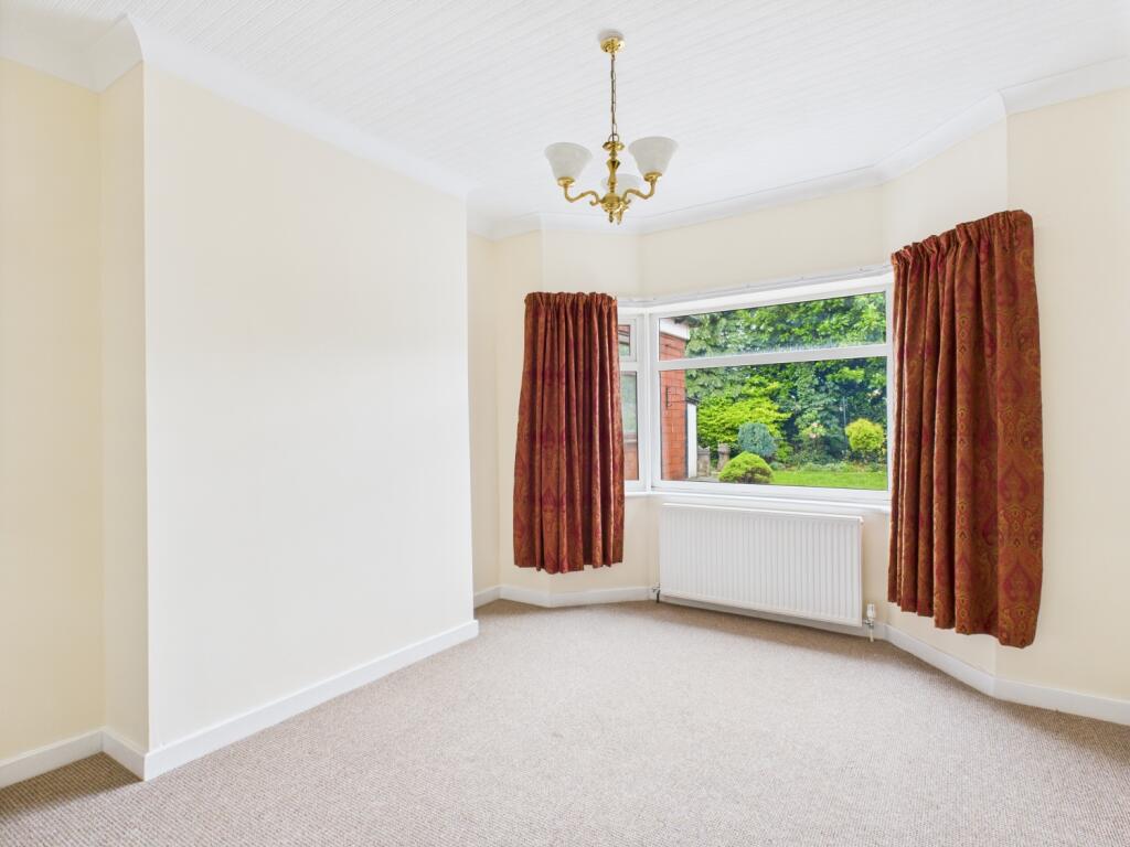 CAM03729G0-PR0069-STILL016