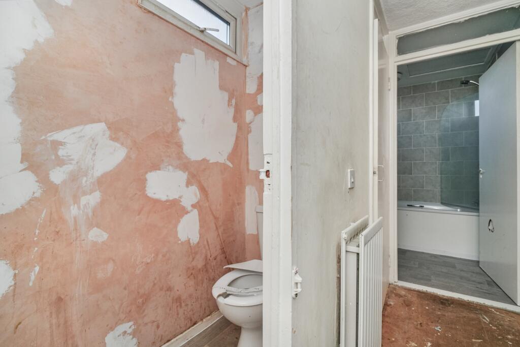 78 Leaside, Halton Brook, Runcorn, Cheshire, WA7 2NH