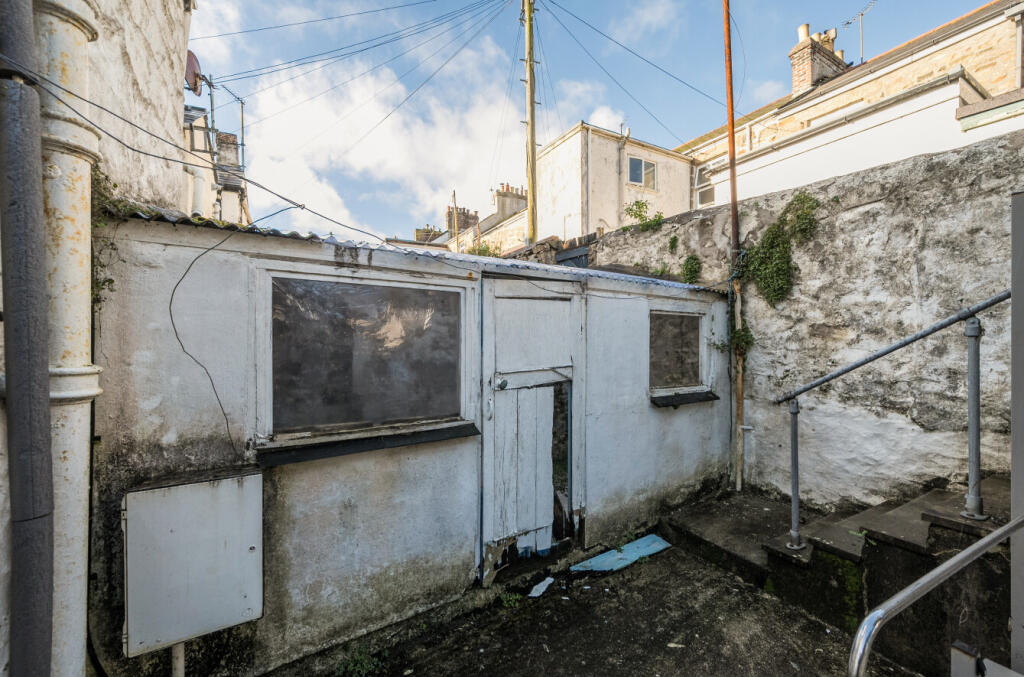 1380397-19-6911c3...