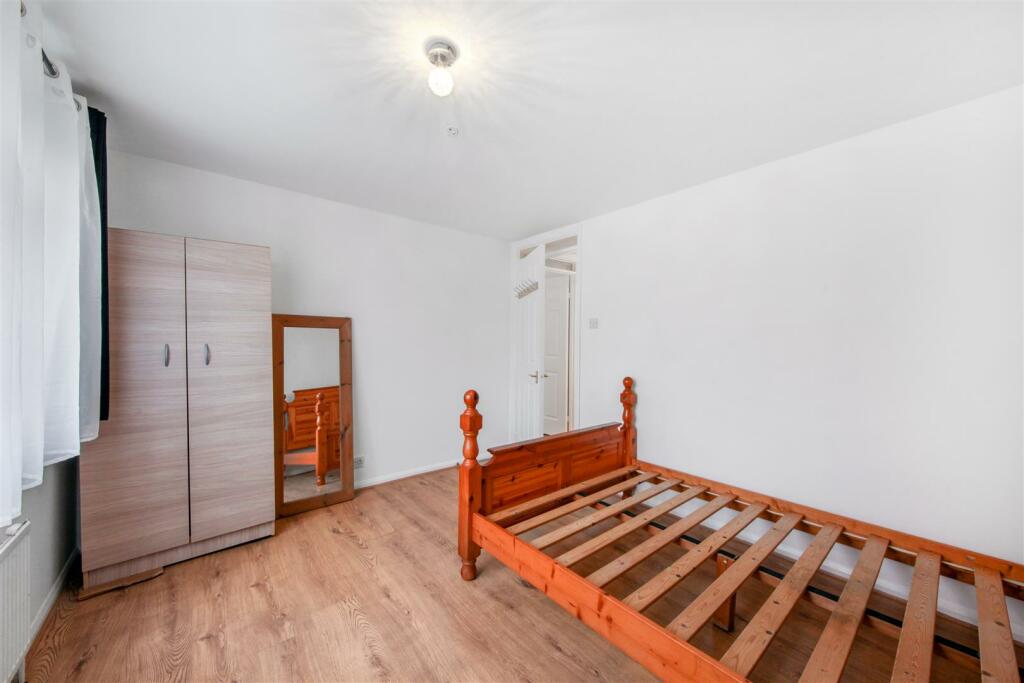 30 Cambridge Close - GazubOzkAe5vr2bNAYxh.jpg