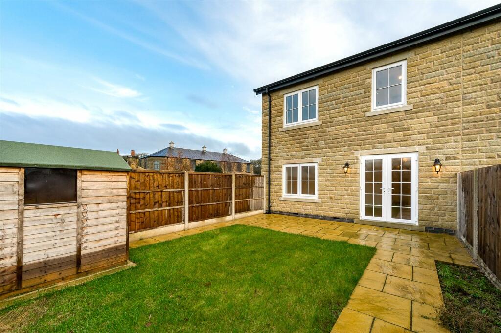 Rear With Shed