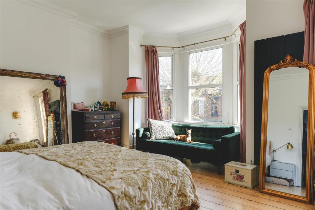 Mildenhall Road-32.jpg