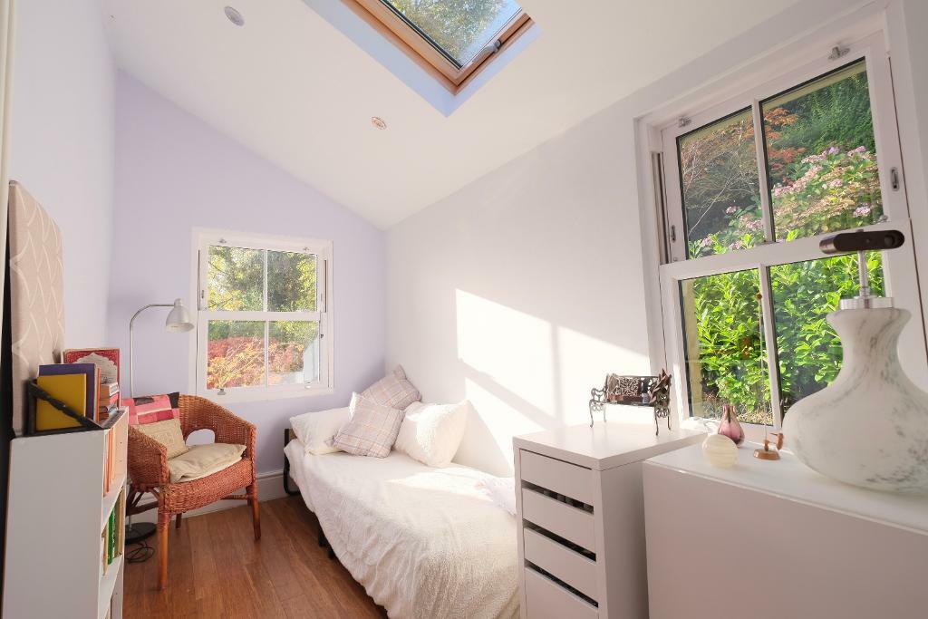 Bedroom 6 or home office