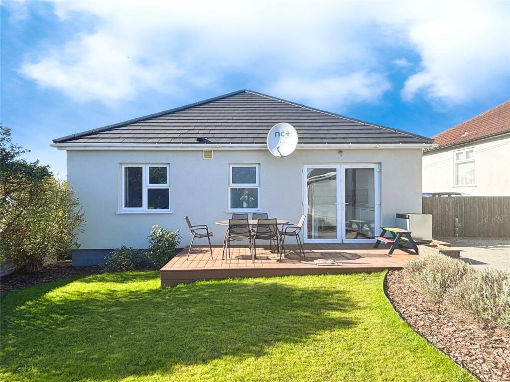 Rear Decked Area