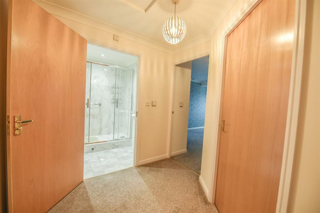 2ND FLOOR APARTMENT HALLWAY