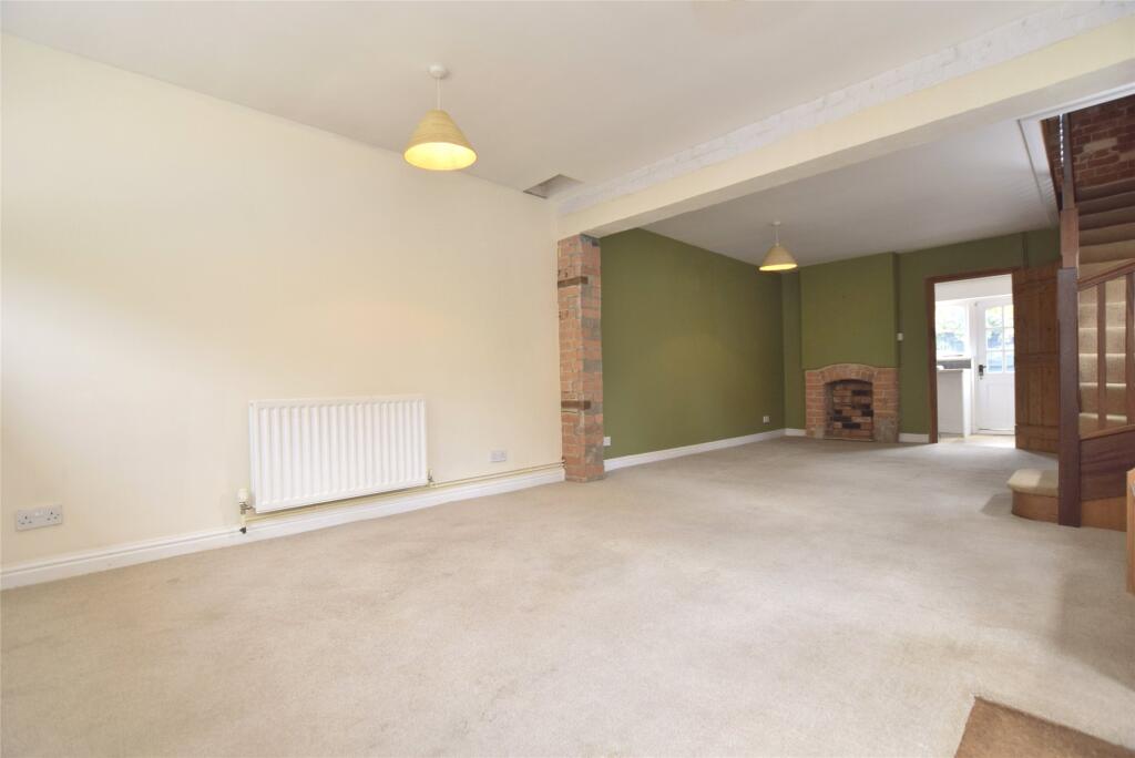 Living/Dining Area
