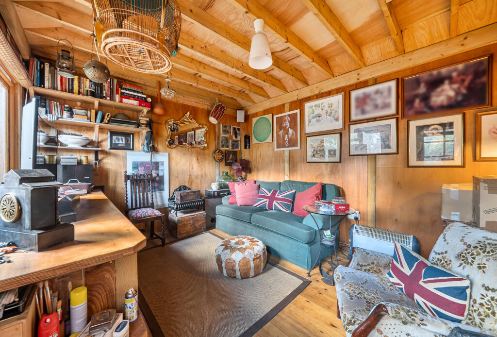 1387044-3-6939833...