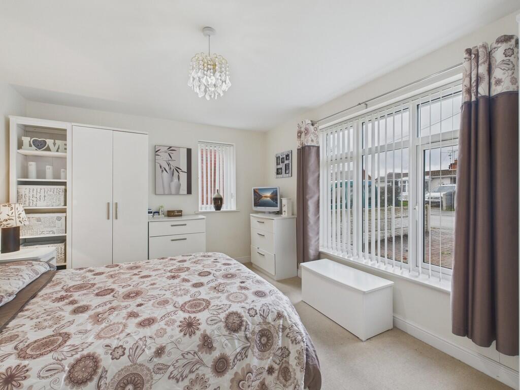 CAM04273G0-PR0223...