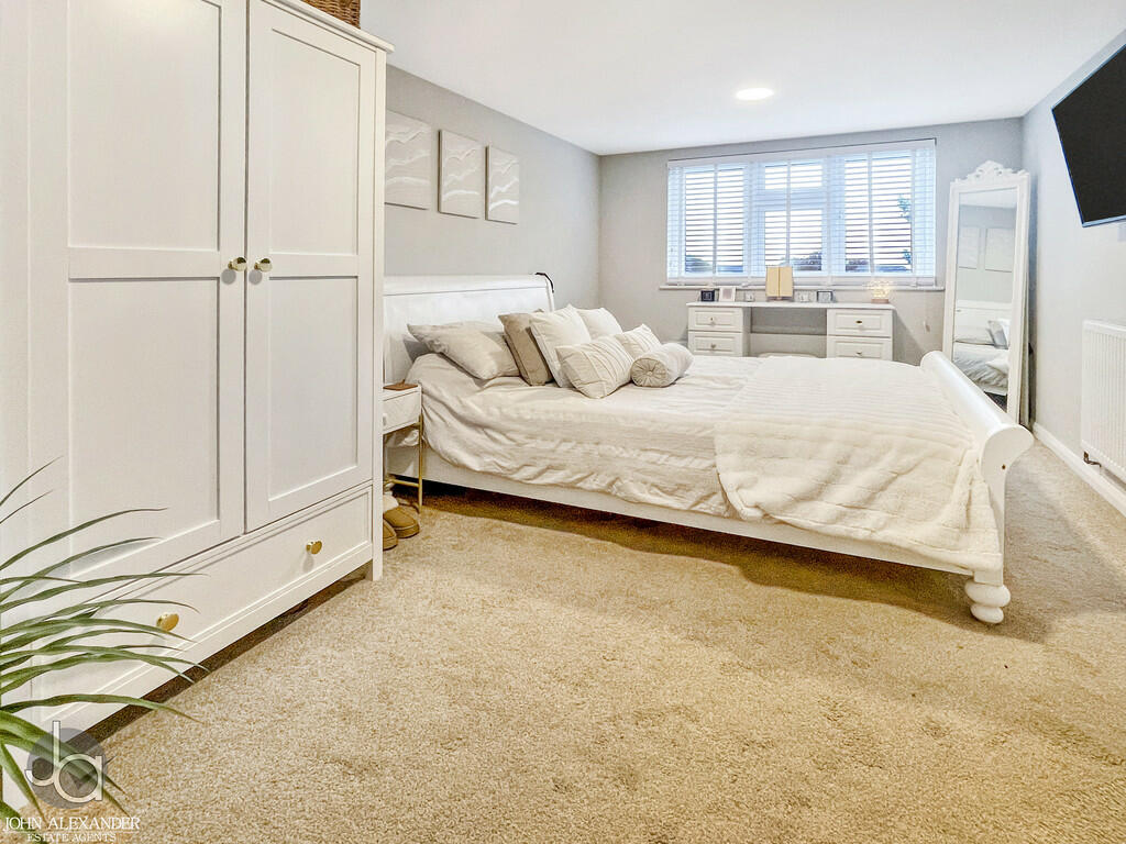 20241015_11242800...