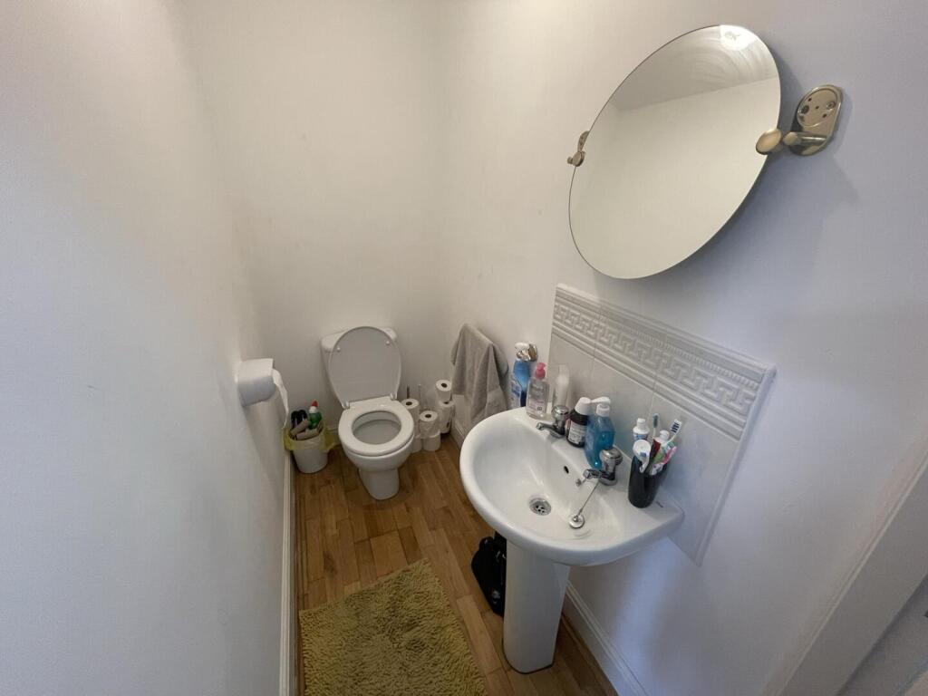 37dr.WC 1st.jpg