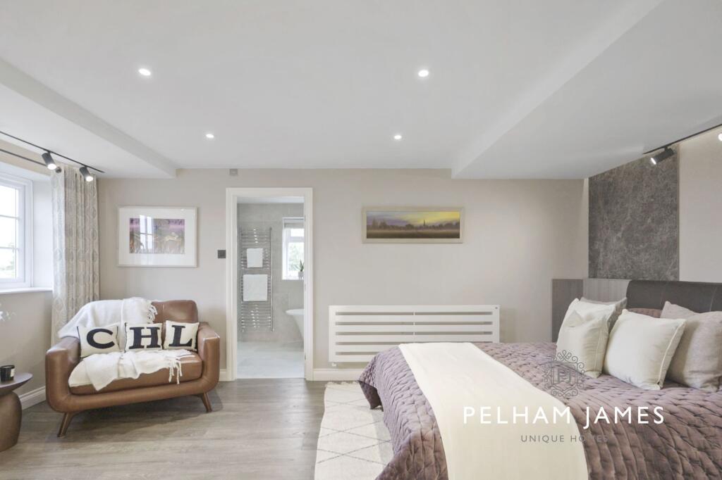 Principal Suite, The Old Well House, Ufford