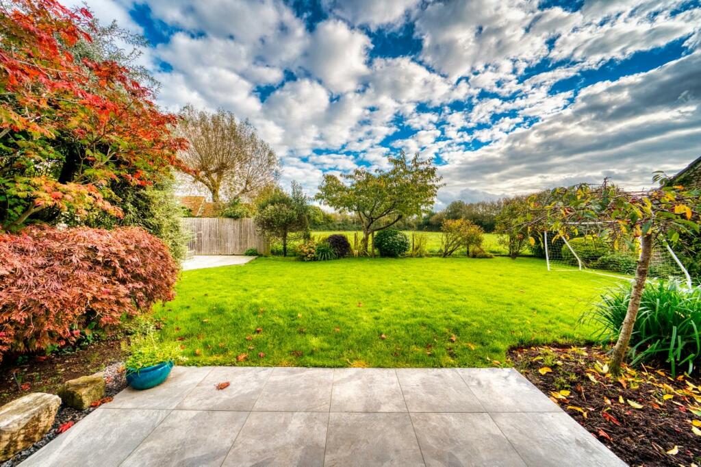 2 Hope Cottage -  Mark Templer - PhotoCB 92.jpeg