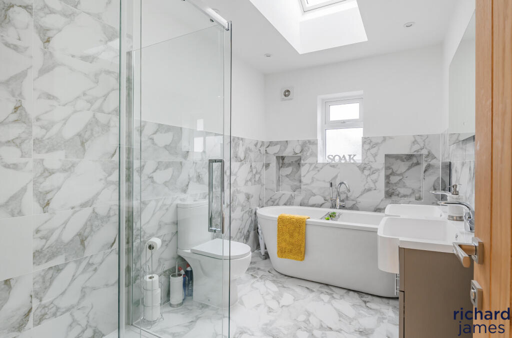 14bdaa2b-1cdb-409...