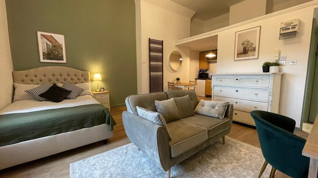 WhatsApp Image 2021-