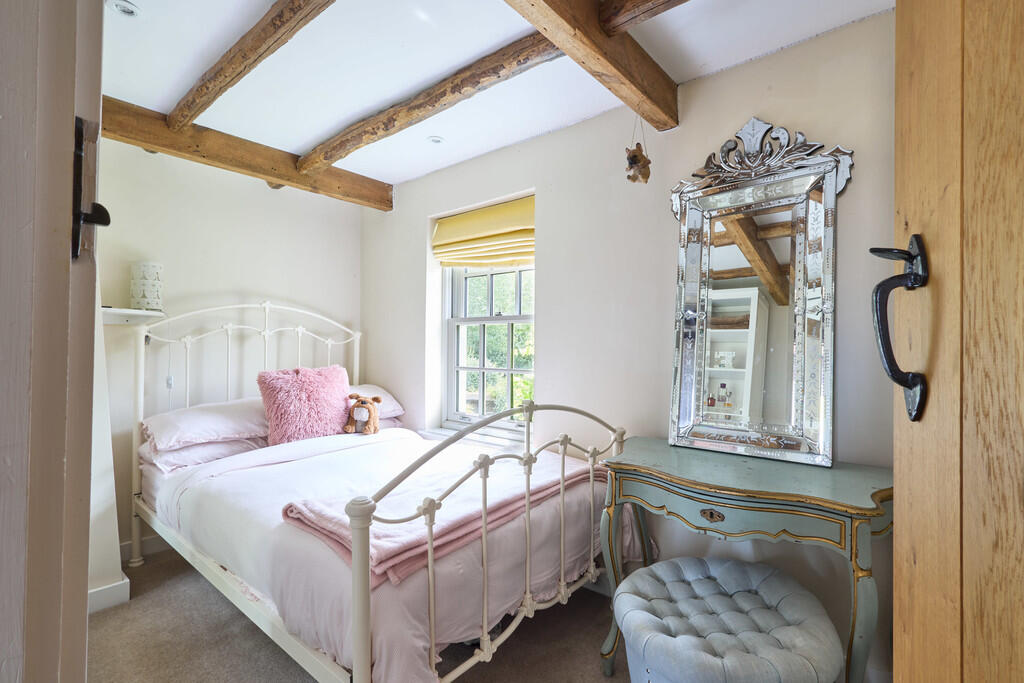 Flint Cottage 160...