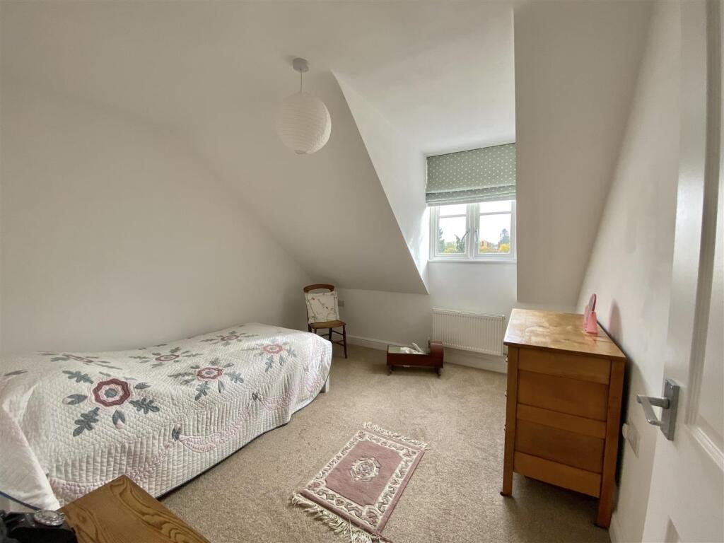 Chatsworth Gardens-5.jpg