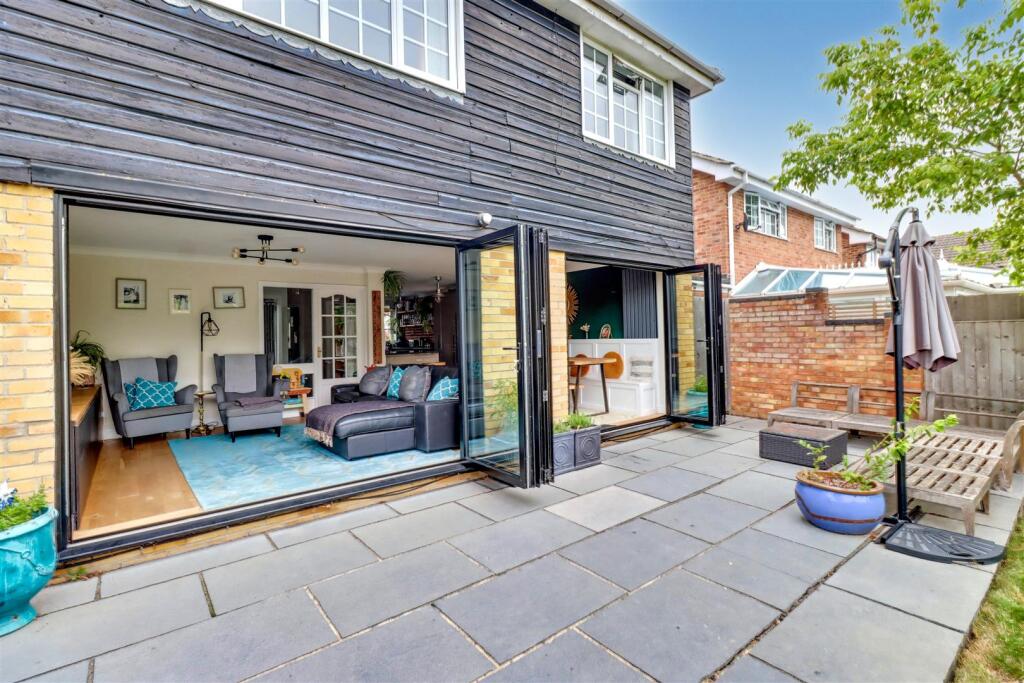 45 trinder way outside-4.jpg