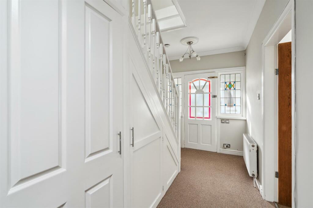 82 Burman Road, Shirley, B90 2BQ DMS3006_10.jpg