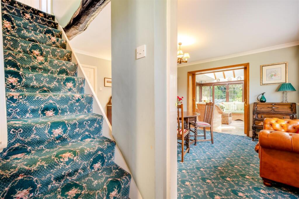 8645743-interior11.jpg