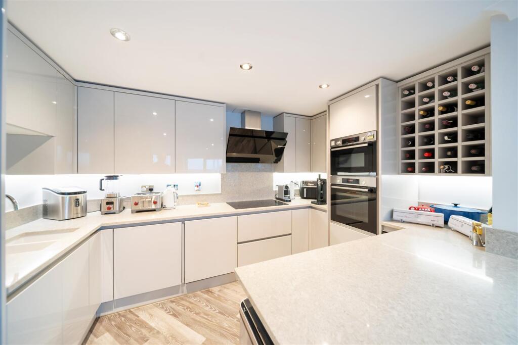 Flat 1003-25.jpg