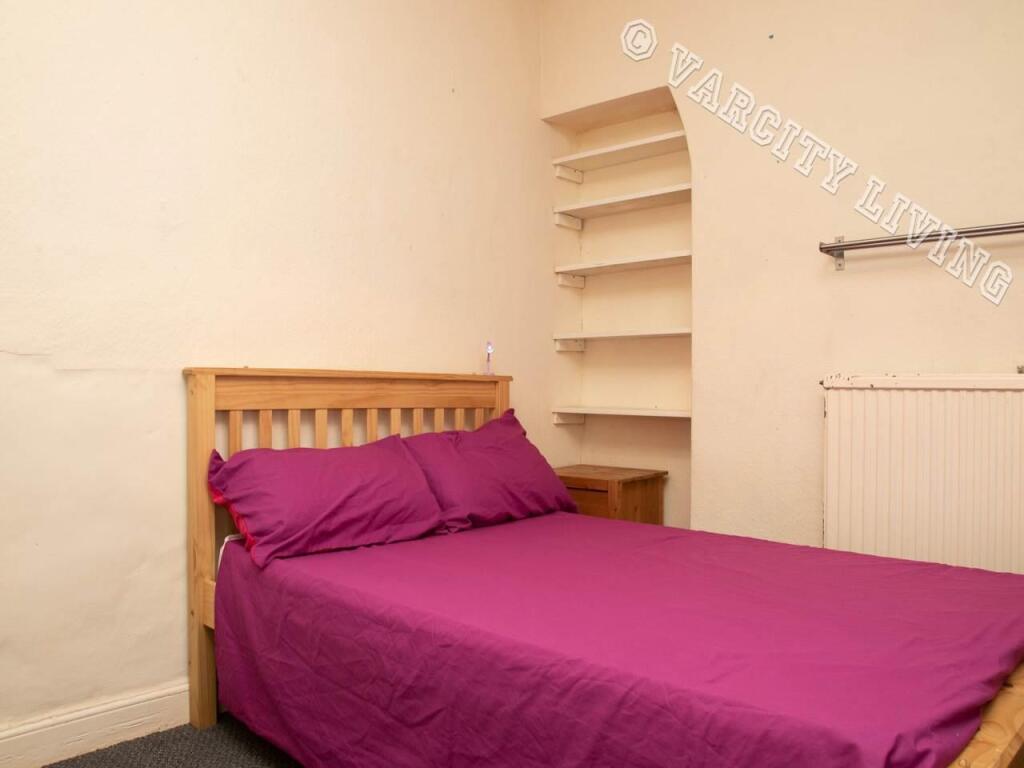 41HillStreet_Bedroom2_1.jpg