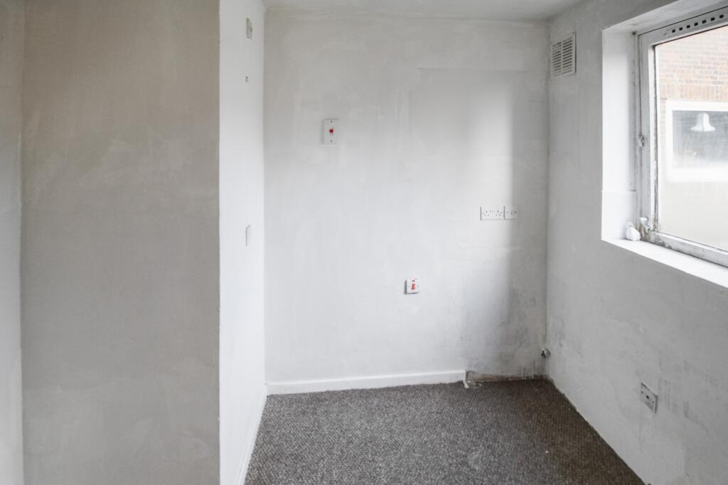 20251023050033 09 X69YU T202510241115.jpg